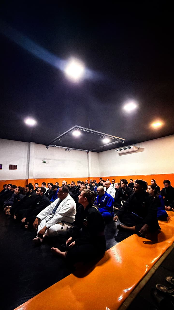 Treinamento no tatami da Team Legacy